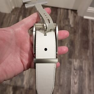 Nike Reversible Men's Size 44 Black & White Leather Belt New